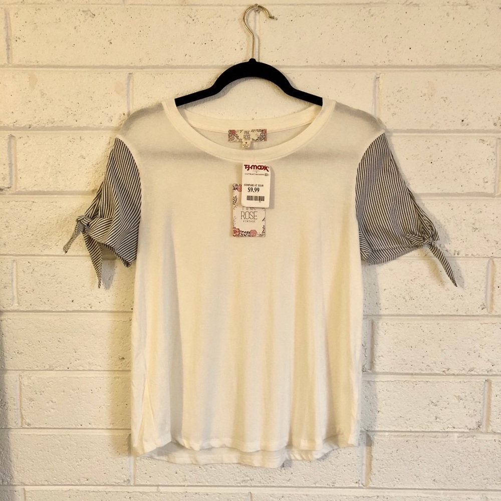 Women’s short sleeve top, medium, never worn
